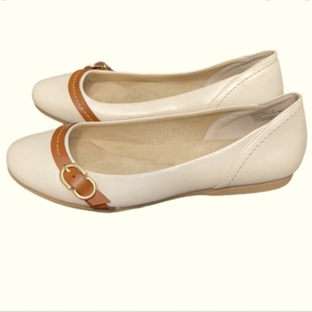 G.H. Bass & Co Matilda Flats